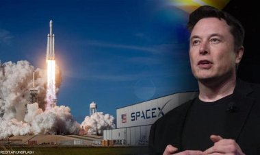 SpaceX айға адам қондыру бағдарламасын жеңіп алды